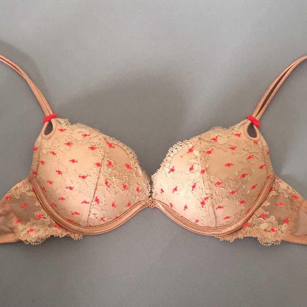 🎄SALE🎄 VS Push-Up Bra